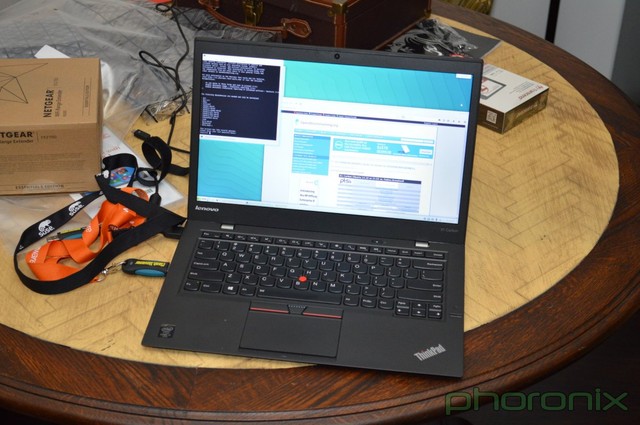 三大开源OS平台!Broadwell架构下比拼