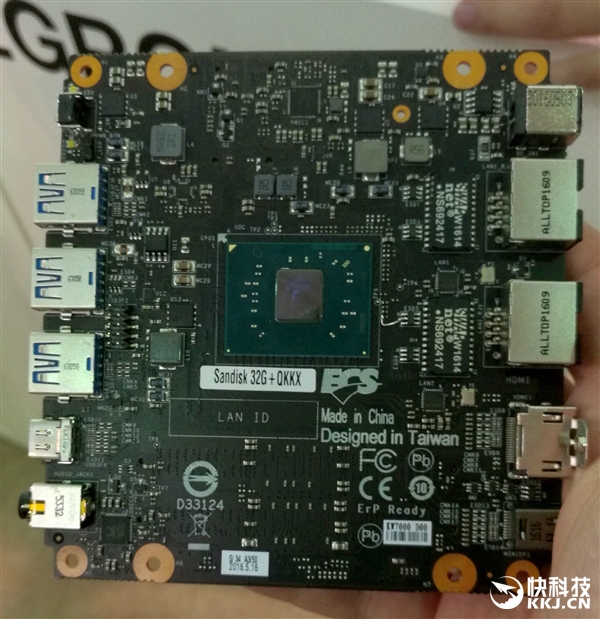 Intel��һ�����͹���Atom�����ع⣺��С��