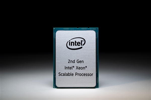 Intel发布二代可扩展Xeon：56核心112线程、傲腾内存、400W功耗