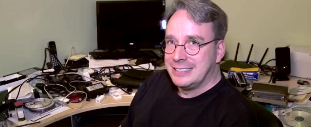 Linus Torvalds 谈居家办公：不要在家中重新搞一个办公室