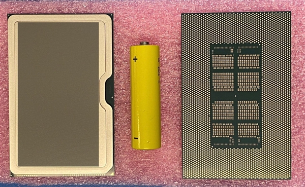 Intel展示“天父级”GPU：核心面积2.6倍于10核酷睿i9
