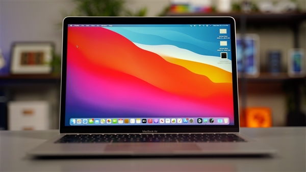Linux之父点评苹果M1处理器MacBook：除了操作系统 其它近乎完美