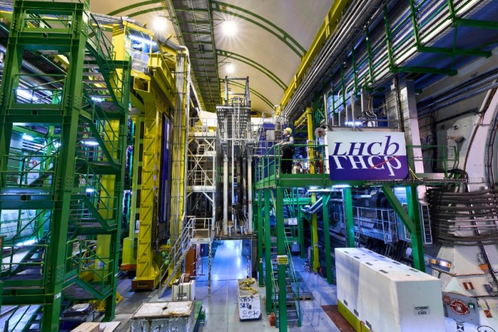 欧洲核子研究中心LHCb实验结果正挑战物理学的领先理论