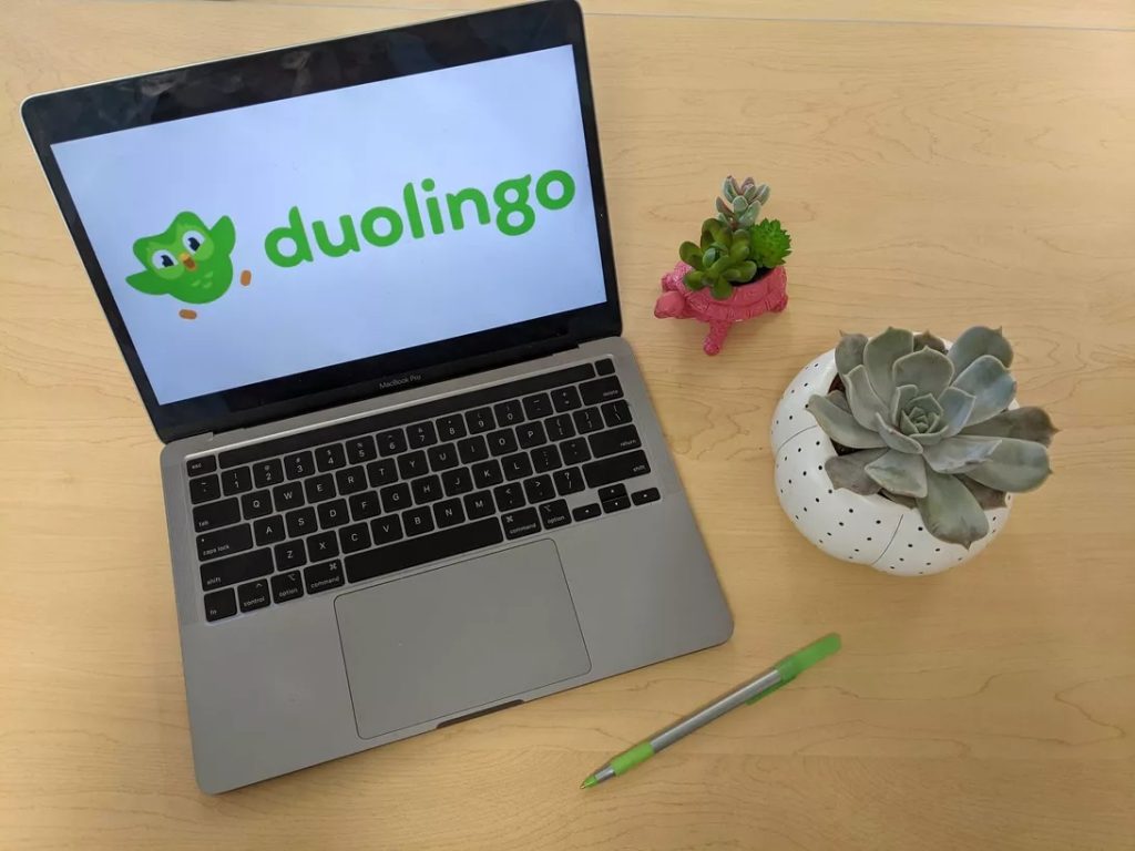 语言学习软件Duolingo将"心累"选为2021年年度短语