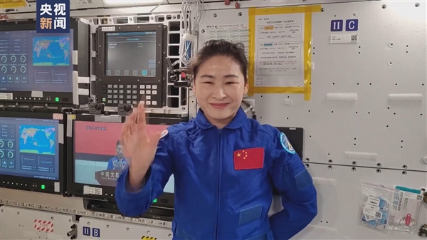 神舟十四航天员在太空等待“问天”:3室2厅的大房子飞来啦