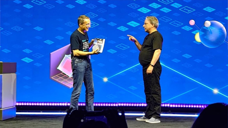Linus Torvalds 获颁英特尔首个终身创新成就奖