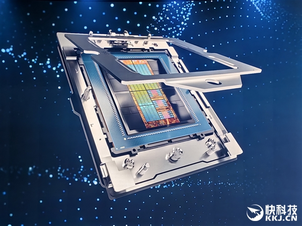 NVIDIA真正死敌!AMD宣布MI300X GPU加速器:1530亿晶体怪兽管