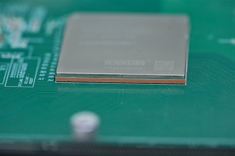 真正100%自研处理器!龙芯3A6000评测:2.5GHz频率就与4GHz的10代酷睿互有胜负