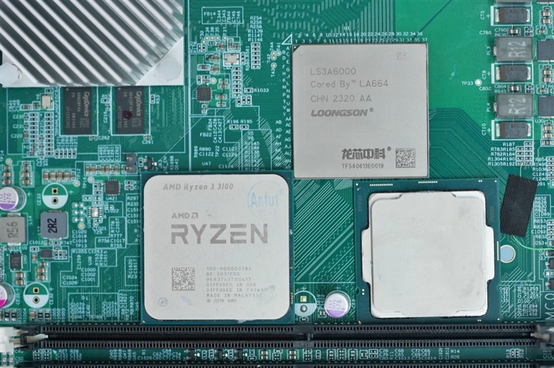 真正100%自研处理器!龙芯3A6000评测:2.5GHz频率就与4GHz的10代酷睿互有胜负