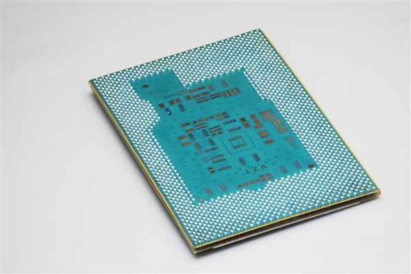 紧跟Intel!AMD处理器也要用玻璃基板封装