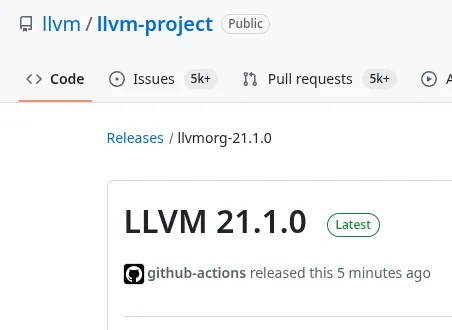 LLVM 21.1 发布，支持 AMD GFX1250 目标，改进的 RISC-V，新的 C/C++ 功能