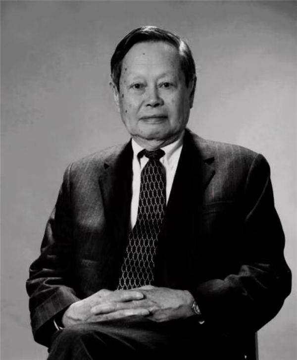 著名物理学家、诺奖得主 杨振宁因病逝世：享年103岁