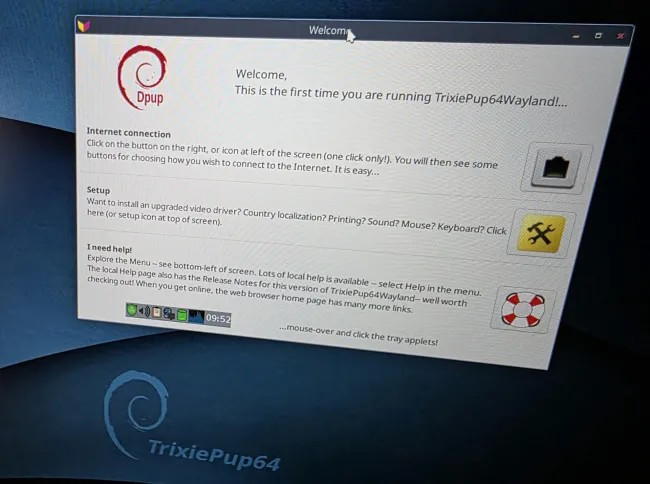 TrixiePup64 2601 发布，基于 Debian 13 的 Puppy Linux 轻量发行版，支持 Wayland 和 X11 版本